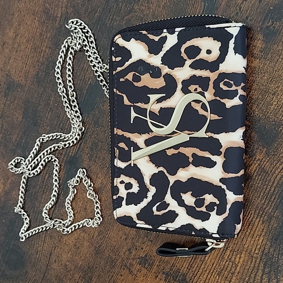 Victoria's Secret Handbags - Victoria’s Secret Cheetah Print Crossbody Wallet/Purse